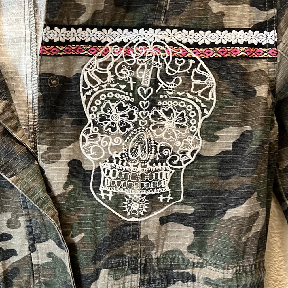 Camo Sugar Skull Utility Jacket - Picture 2 of 5